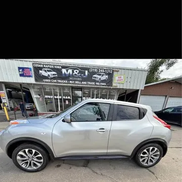 2011 Nissan JUKE SL Sport Utility 4D