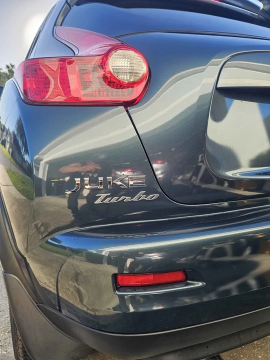 2011 Nissan Juke - Image 13 of 16