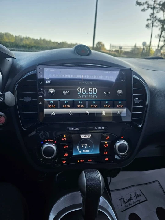 2011 Nissan Juke - Image 15 of 16
