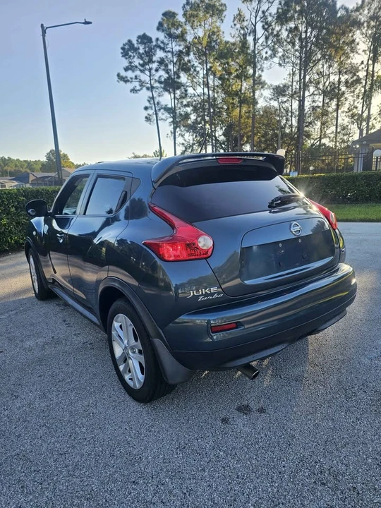 2011 Nissan Juke - Image 6 of 16