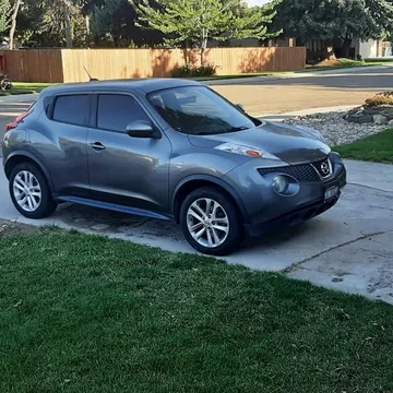 2011 Nissan JUKE SV Sport Utility 4D