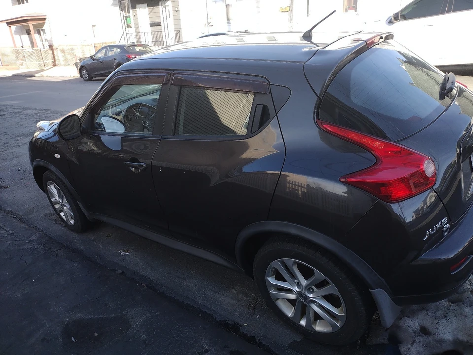 2011 Nissan Juke - Image 6 of 11