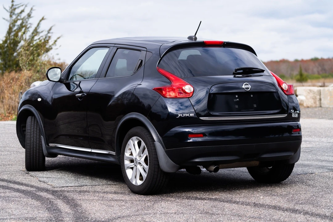 2011 Nissan Juke - Image 2 of 12
