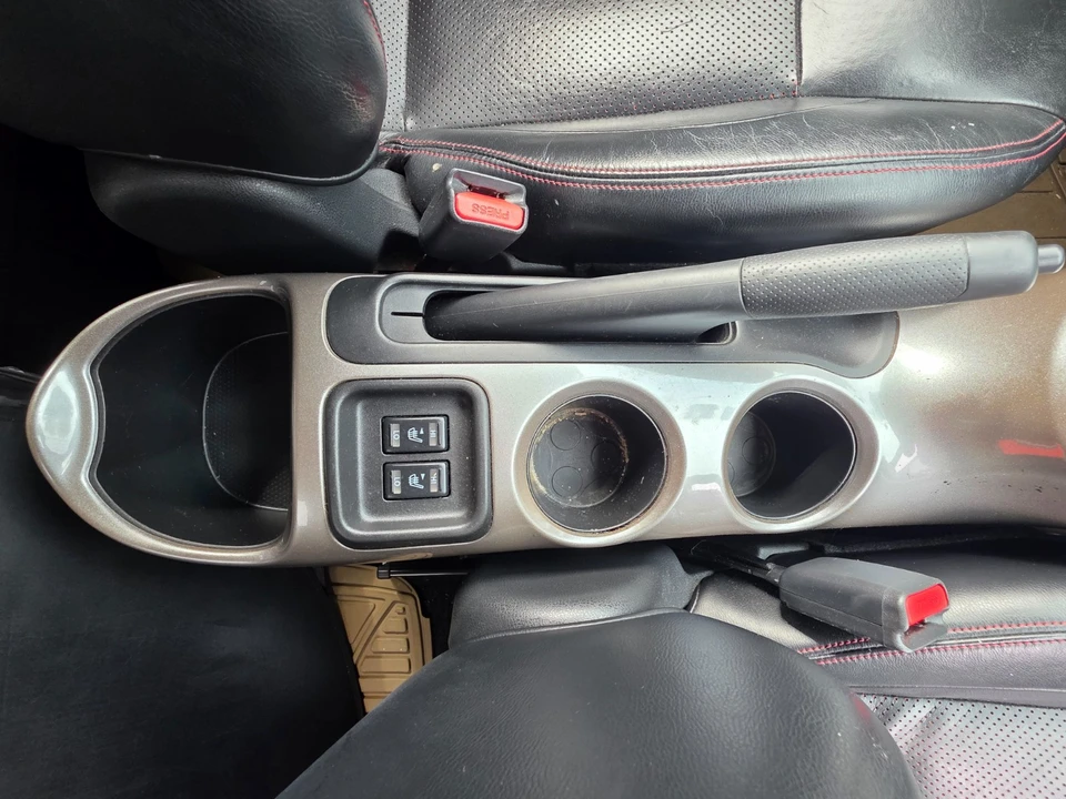 2011 Nissan Juke - Image 15 of 30