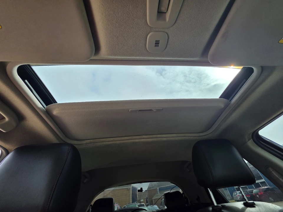 2011 Nissan Juke - Image 17 of 30