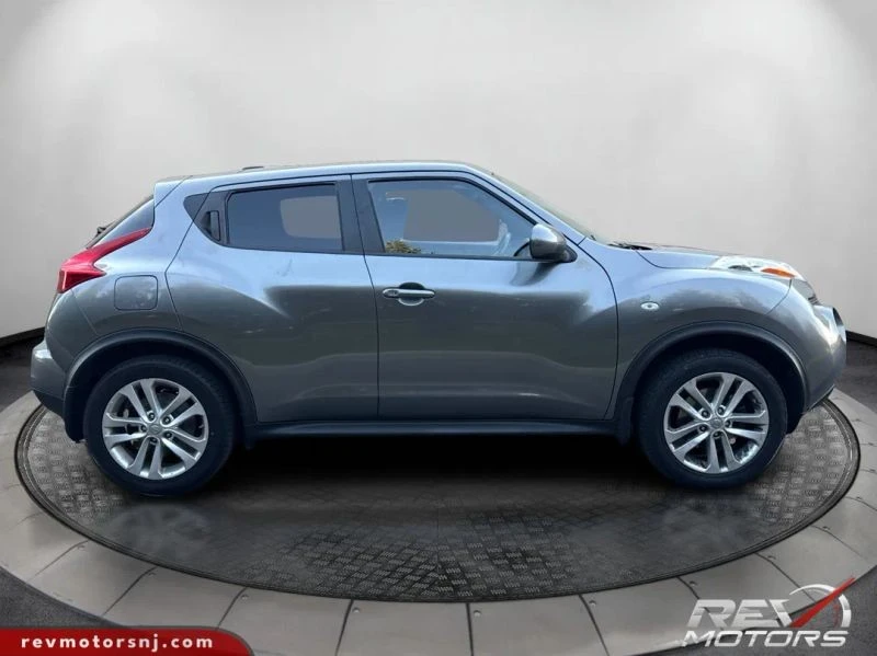 2011 Nissan Juke - Image 6 of 12