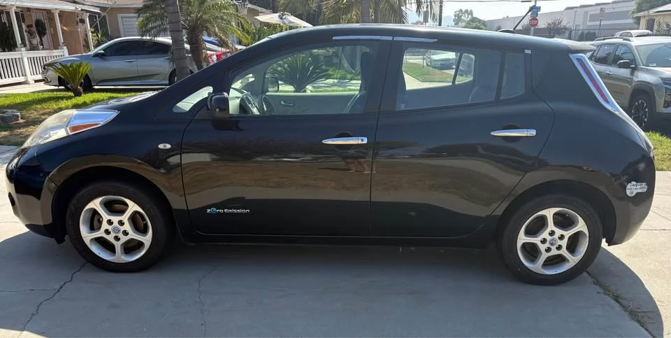 2011 Nissan Leaf - Image 3 of 10