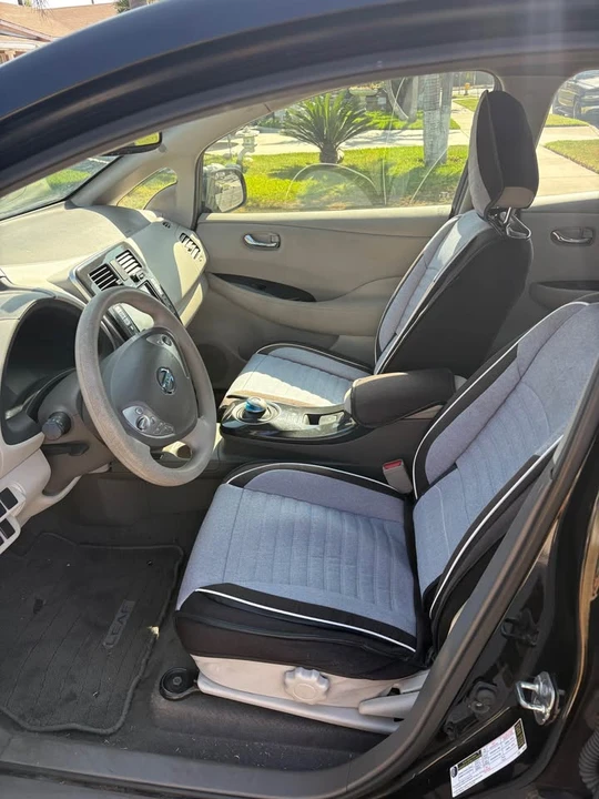 2011 Nissan Leaf - Image 6 of 10