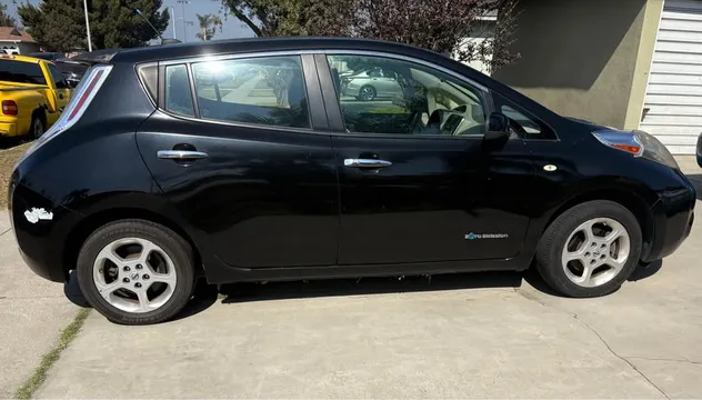 2011 Nissan LEAF