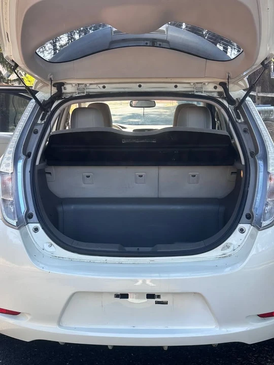 2011 Nissan Leaf - Image 7 of 8