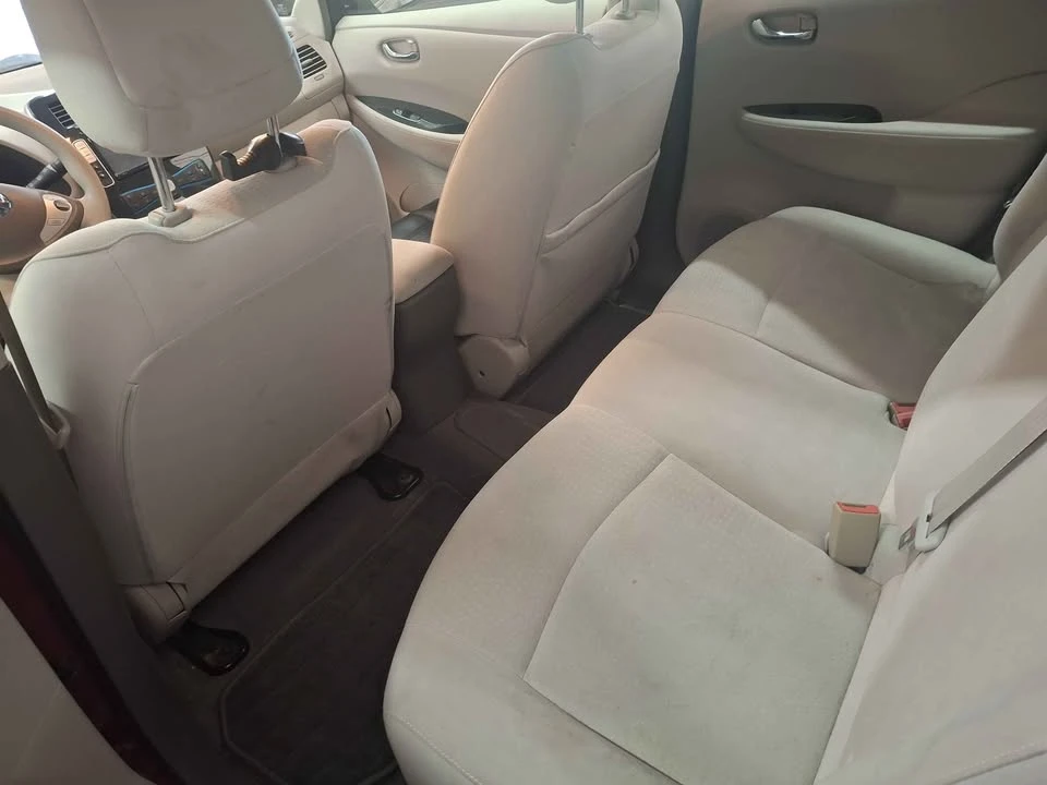 2011 Nissan Leaf - Image 5 of 8