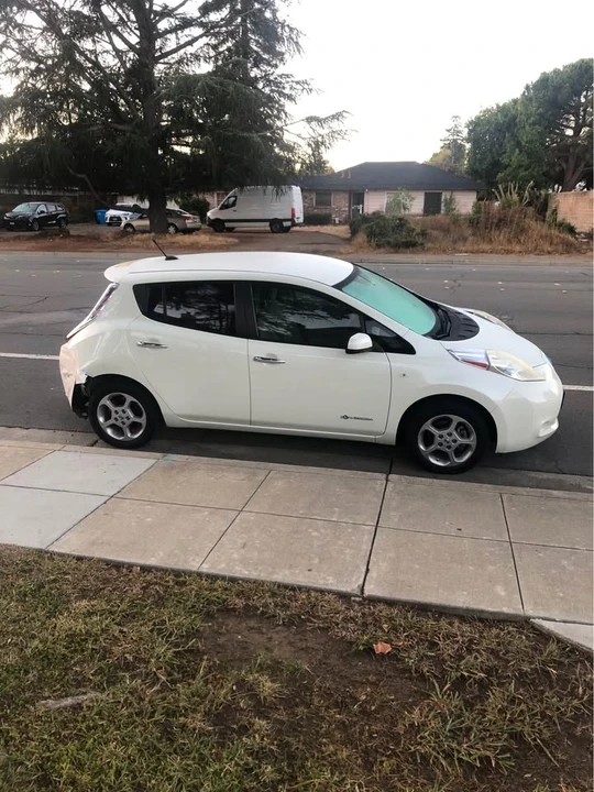 2011 Nissan Leaf - Image 3 of 8