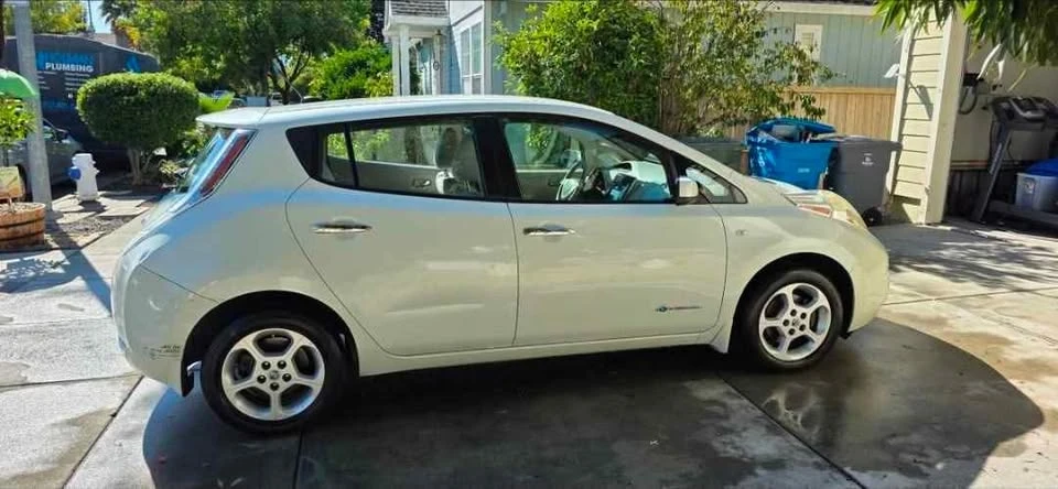 2011 Nissan Leaf - Image 3 of 3