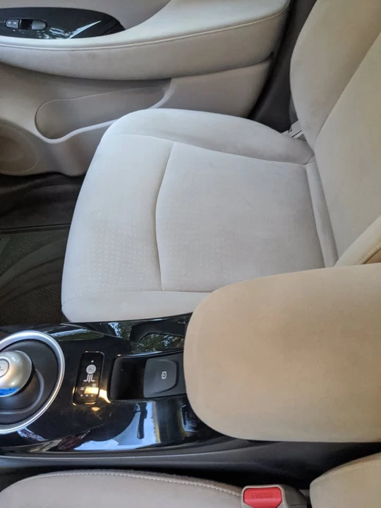 2011 Nissan Leaf - Image 14 of 20