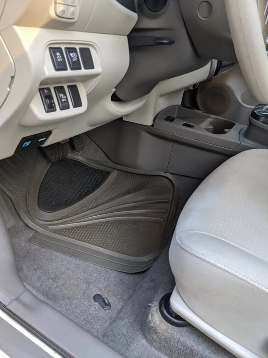 2011 Nissan Leaf - Image 11 of 20