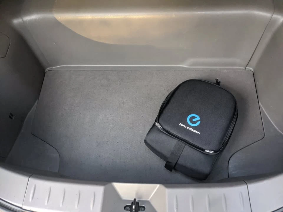 2011 Nissan Leaf - Image 8 of 20