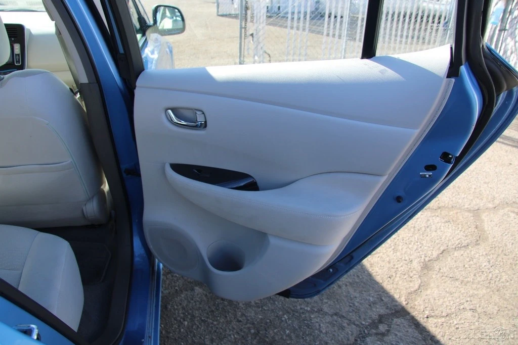 2011 Nissan Leaf - Image 21 of 21