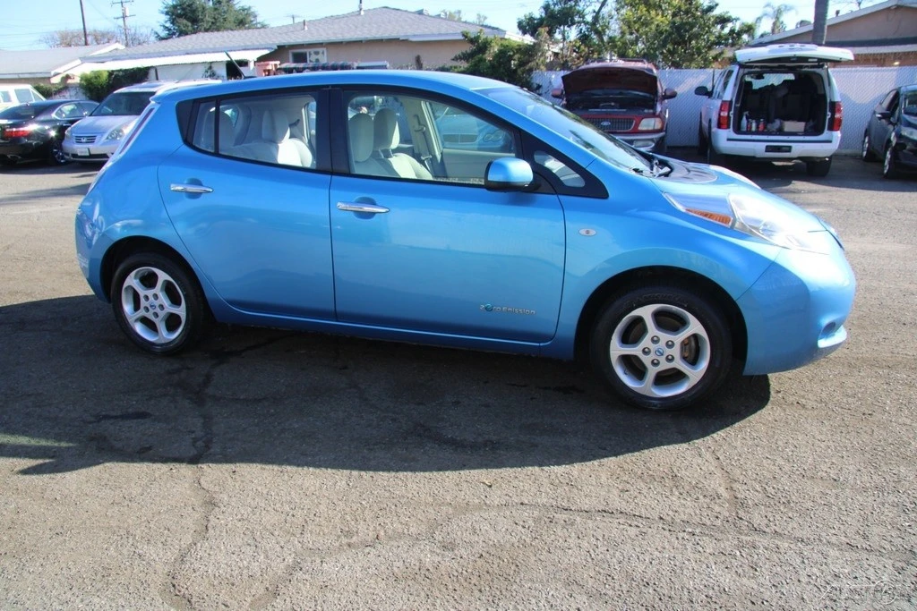2011 Nissan Leaf - Image 7 of 21