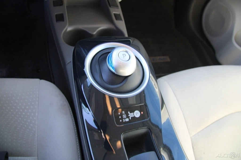 2011 Nissan Leaf - Image 17 of 21