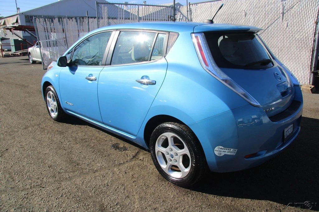 2011 Nissan Leaf - Image 4 of 21