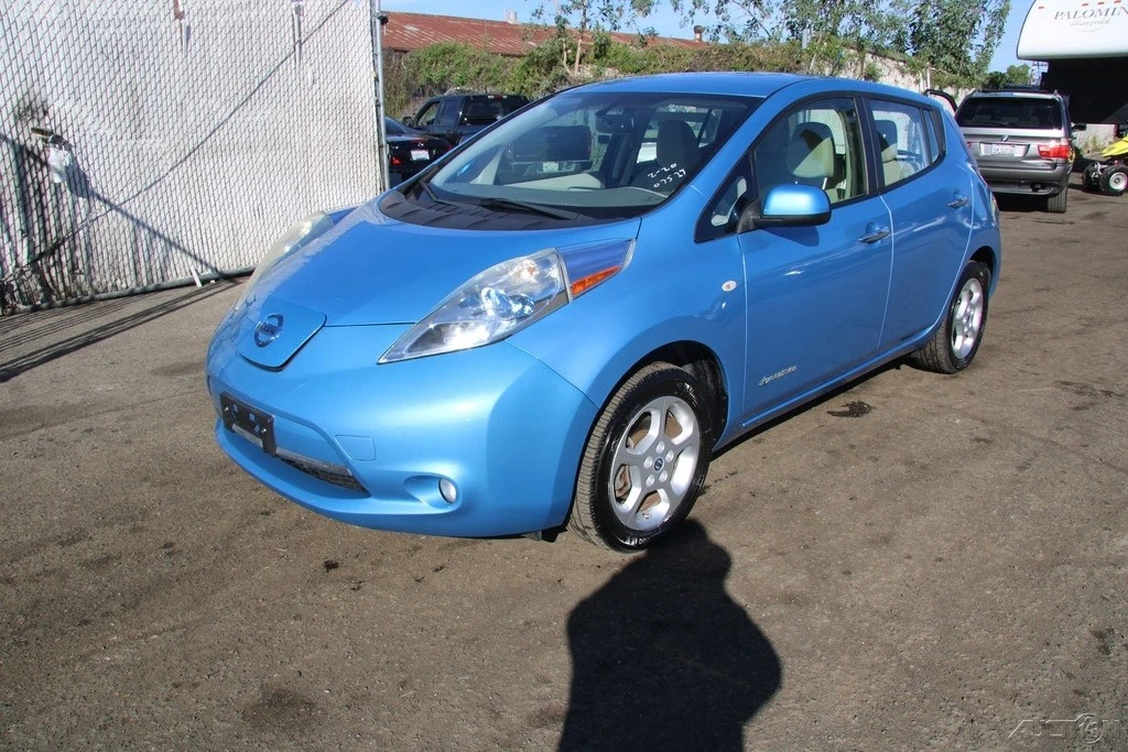 2011 Nissan Leaf - Image 2 of 21