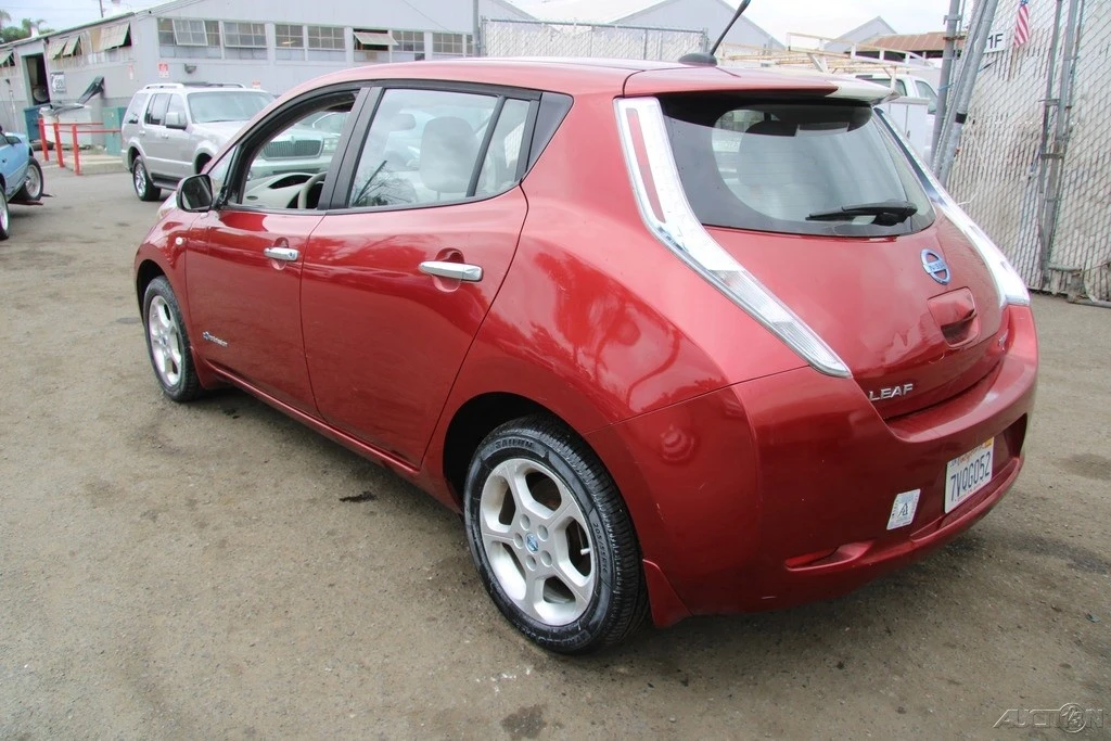 2011 Nissan Leaf - Image 5 of 21
