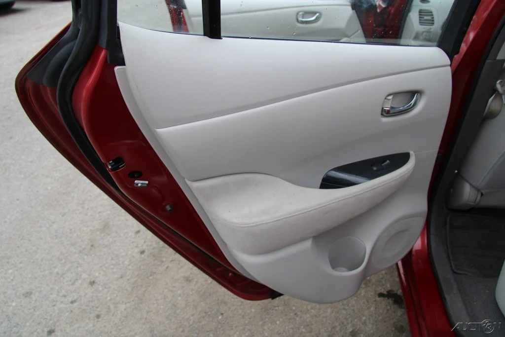2011 Nissan Leaf - Image 21 of 21