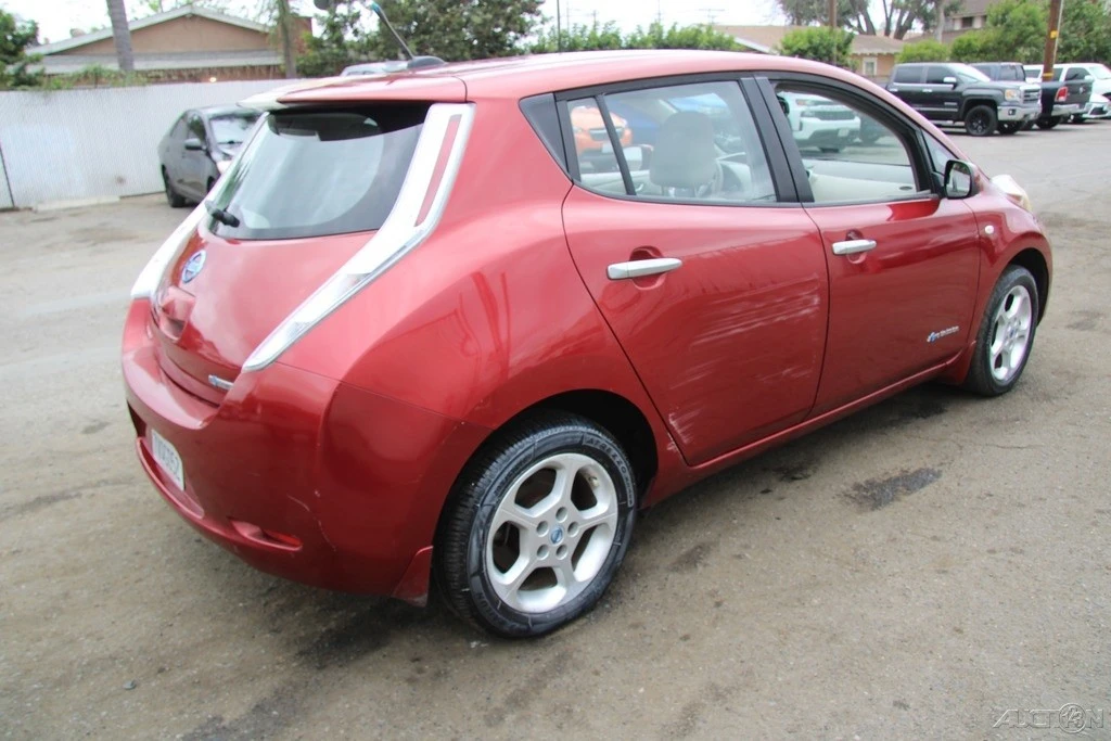 2011 Nissan Leaf - Image 7 of 21