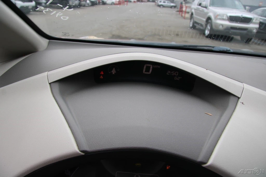 2011 Nissan Leaf - Image 18 of 21
