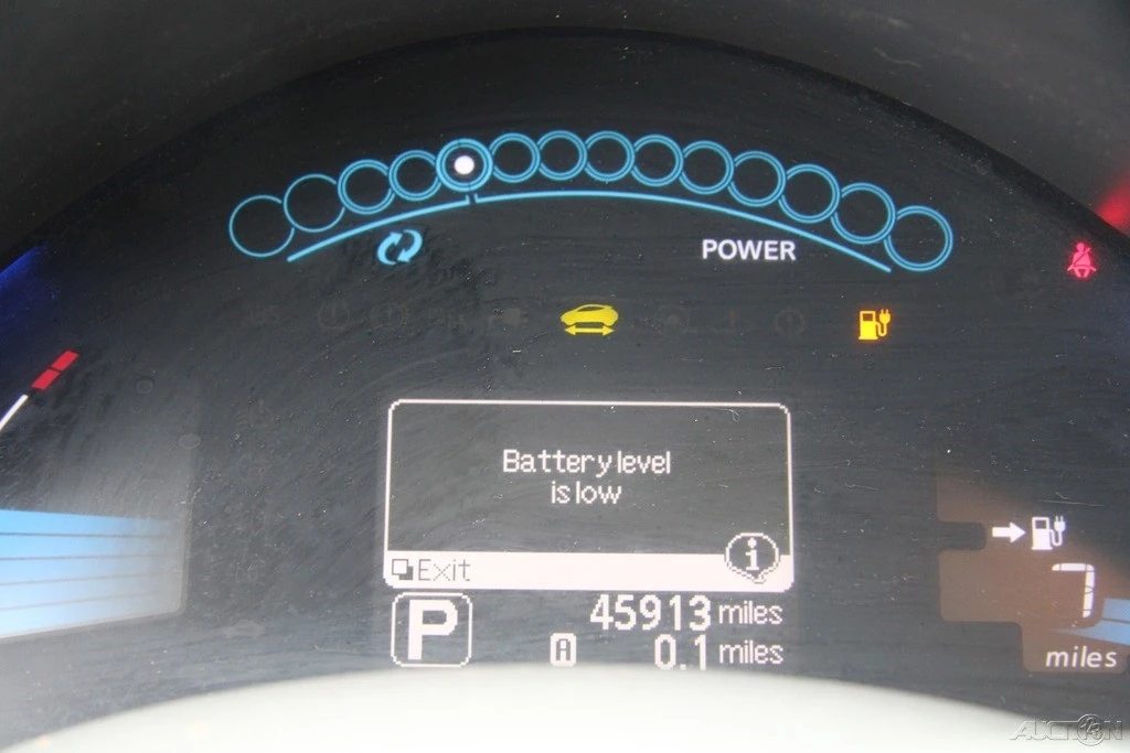 2011 Nissan Leaf - Image 17 of 21