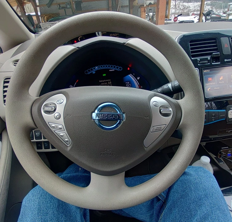 2011 Nissan Leaf - Image 15 of 21