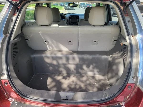2011 Nissan Leaf - Image 8 of 12