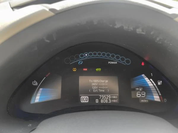 2011 Nissan Leaf - Image 2 of 12