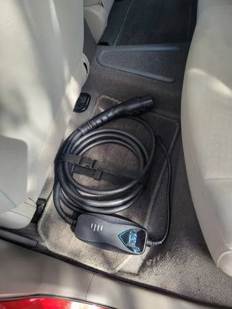 2011 Nissan Leaf - Image 11 of 12