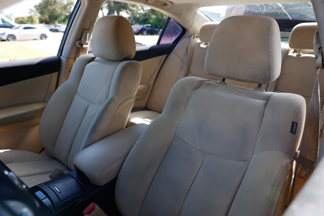 2011 Nissan Maxima 7th Gen - Image 6 of 12