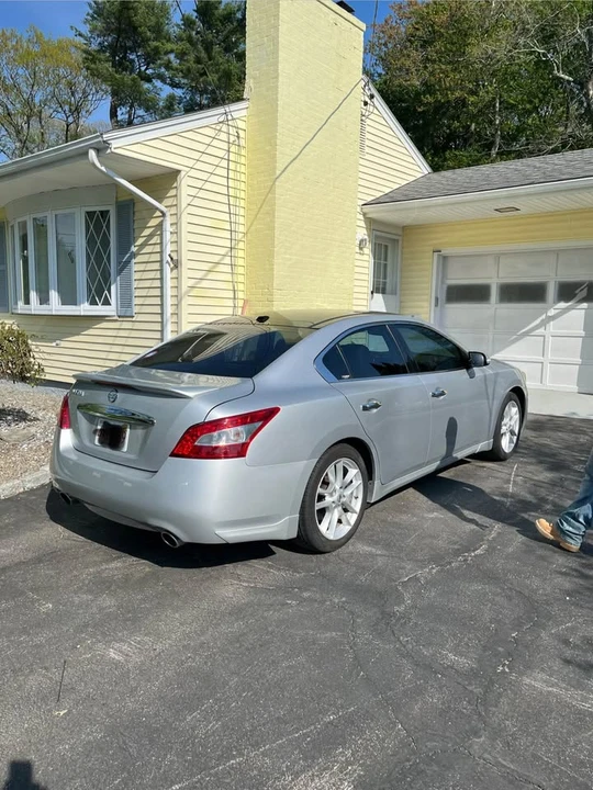 2011 Nissan Maxima 7th Gen - Image 2 of 3