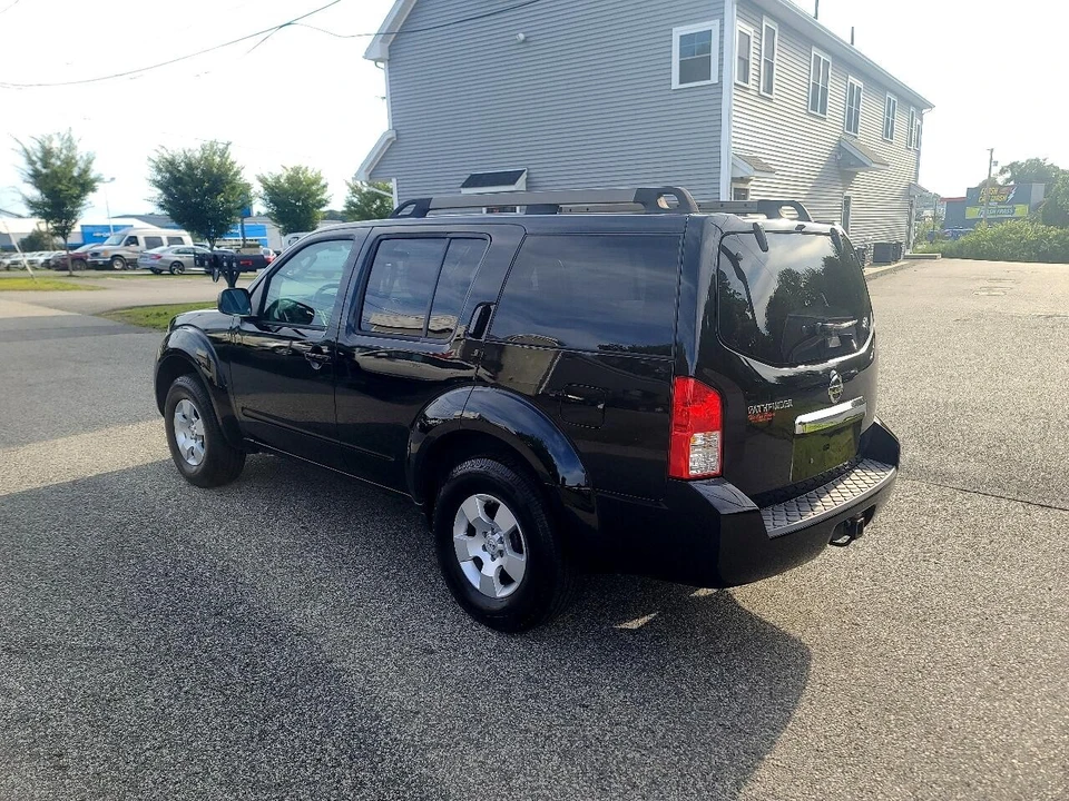 2011 Nissan Pathfinder 3rd Gen - Image 5 of 21