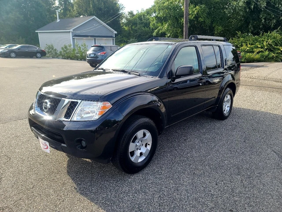 2011 Nissan Pathfinder 3rd Gen - Image 3 of 21