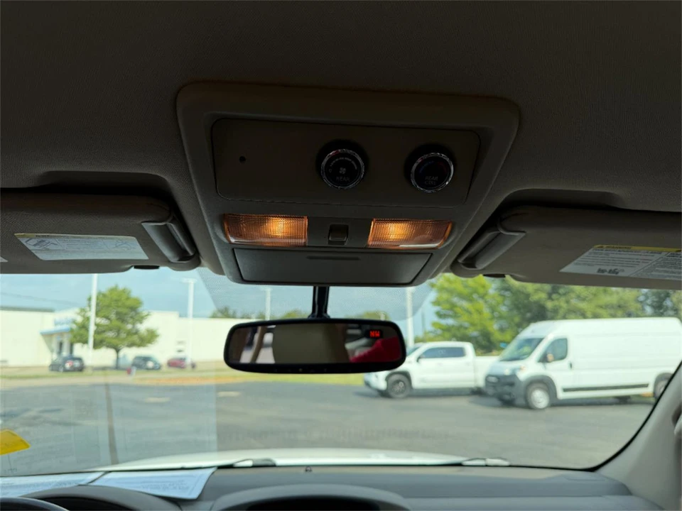 2011 Nissan Pathfinder 3rd Gen - Image 18 of 31