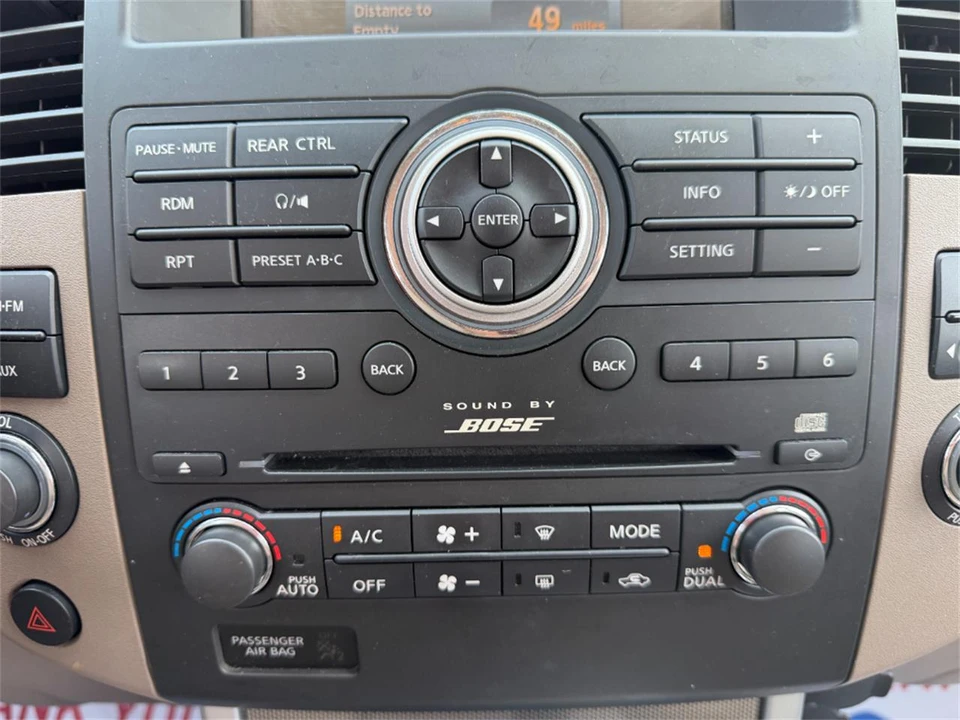 2011 Nissan Pathfinder 3rd Gen - Image 24 of 31