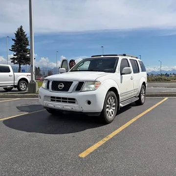 2011 Nissan Pathfinder LE Sport Utility 4D