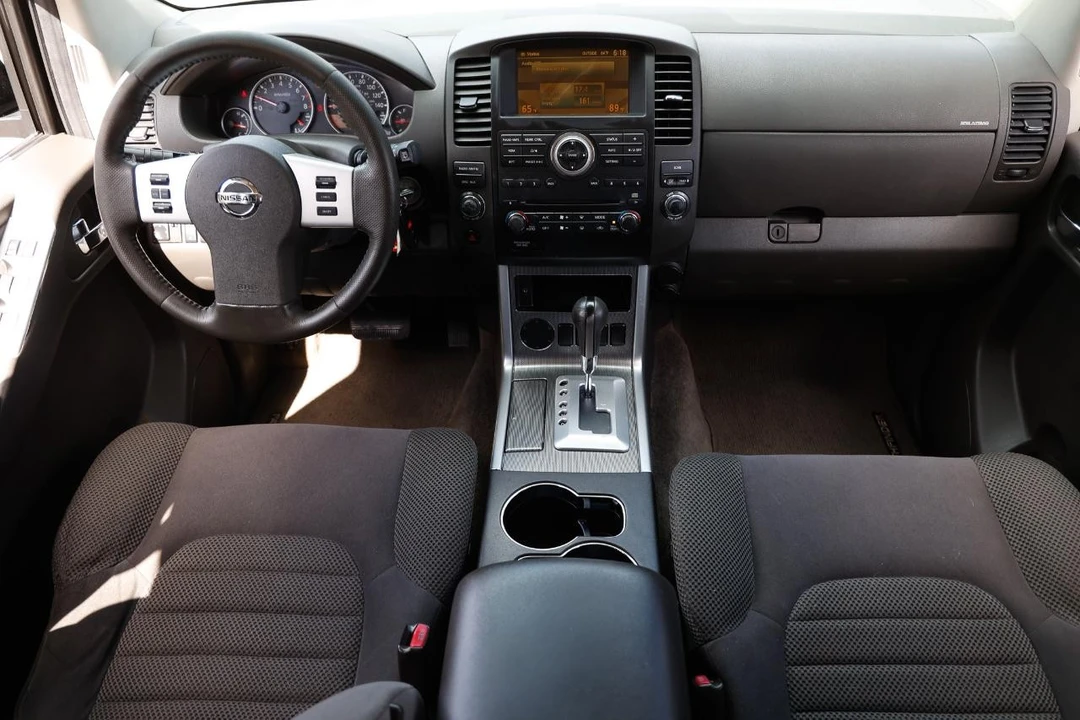 2011 Nissan Pathfinder 3rd Gen - Image 2 of 12