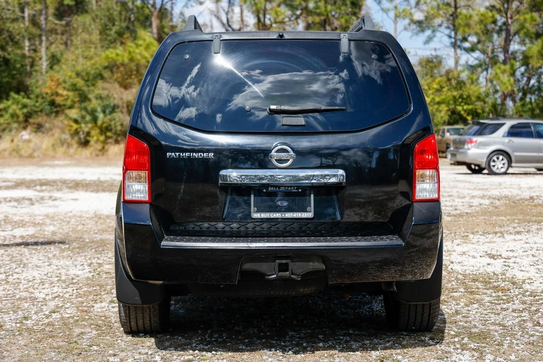 2011 Nissan Pathfinder 3rd Gen - Image 7 of 12