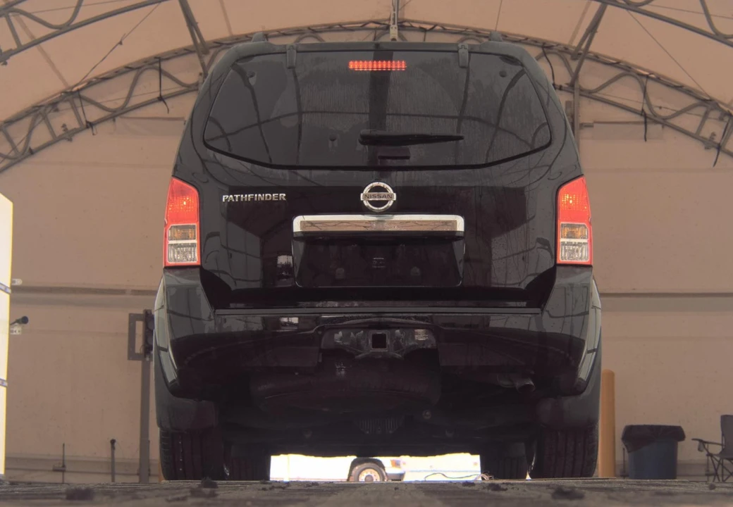 2011 Nissan Pathfinder 3rd Gen - Image 7 of 12