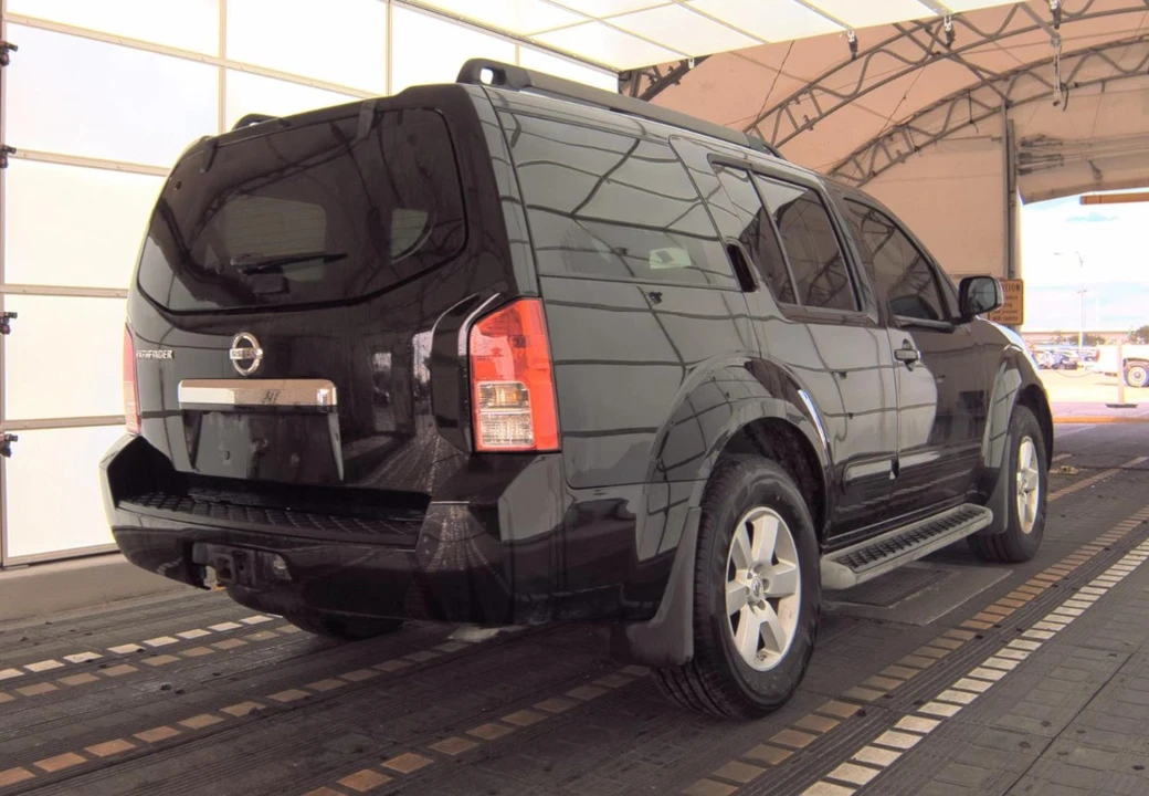 2011 Nissan Pathfinder 3rd Gen - Image 5 of 12