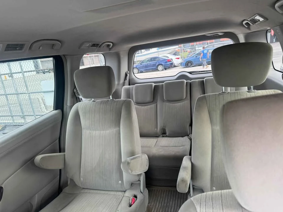 2011 Nissan Quest - Image 6 of 6
