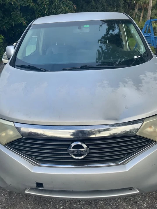 2011 Nissan Quest - Image 2 of 11