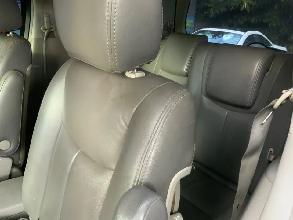 2011 Nissan Quest - Image 8 of 11