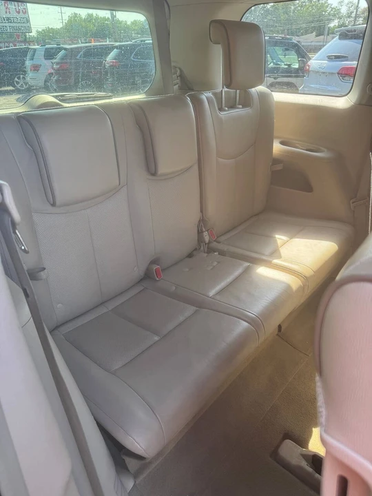 2011 Nissan Quest - Image 7 of 9