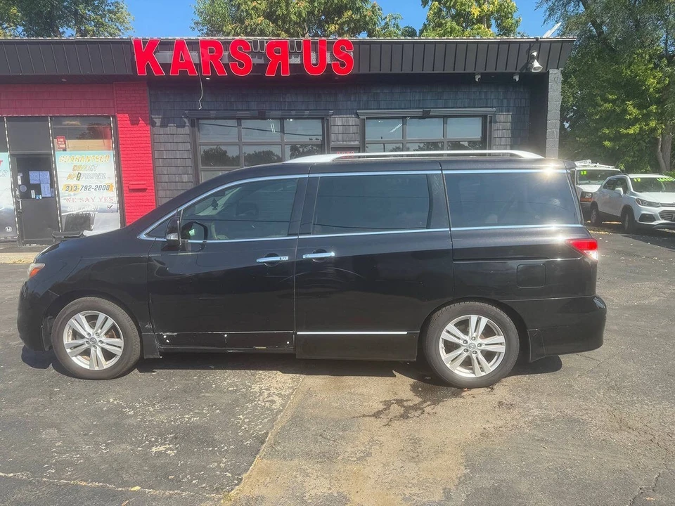 2011 Nissan Quest - Image 3 of 9